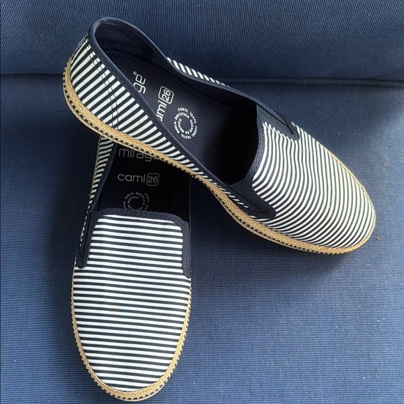 Blue and White Slip-On Loafers with Nautical Design - Picture 1 of 3